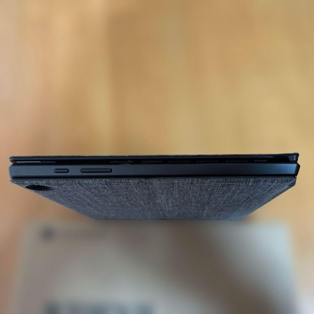 美品　ASUS CM3000DVAクロームブック　キーボード取り外し