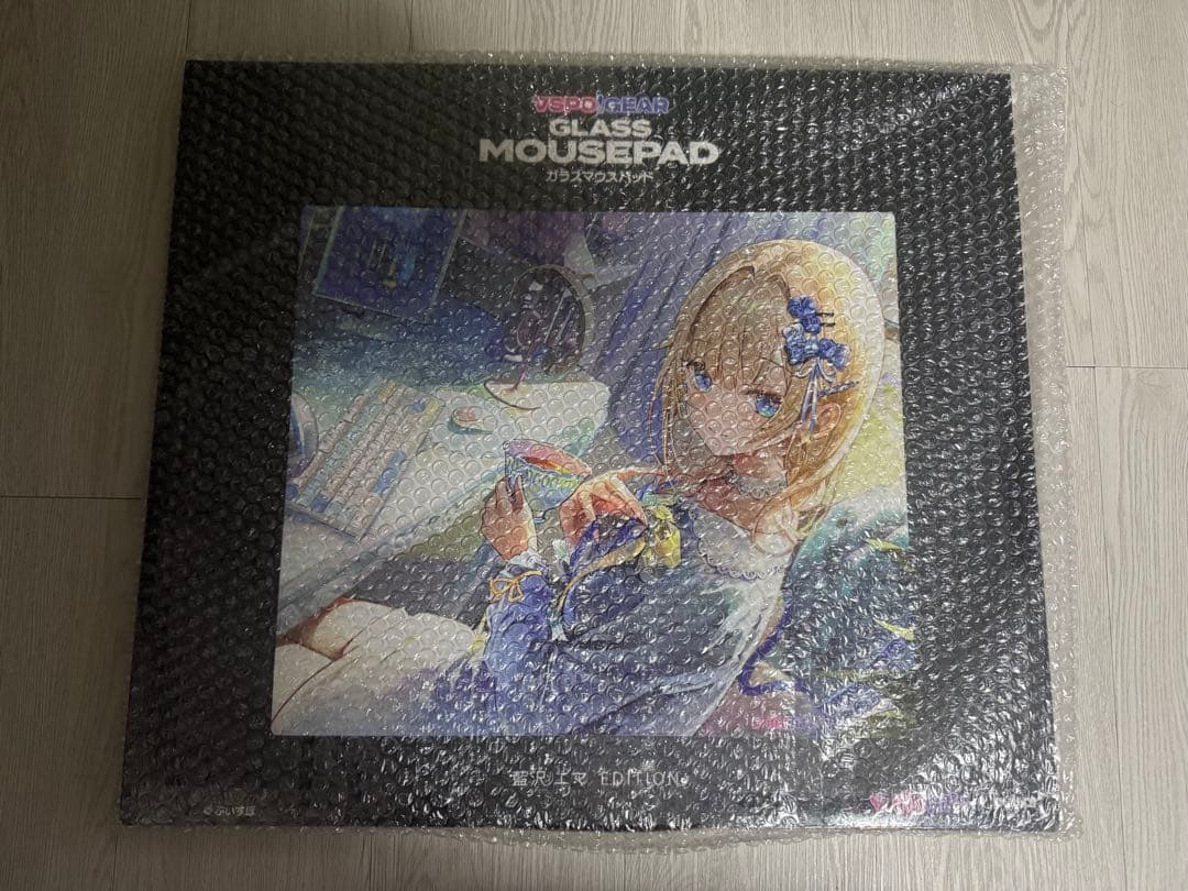 ガラスマウスパッド