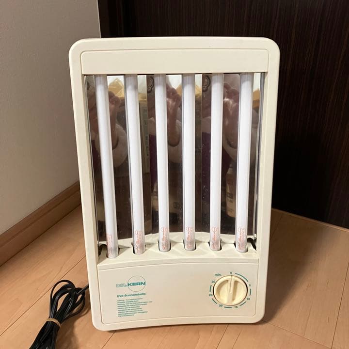 Dr . カーン　UVA 日焼けスタジオ