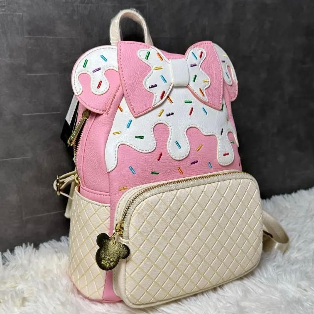 未使用☆希少デザイン⭐︎ディズニー Loungefly 限定リュック