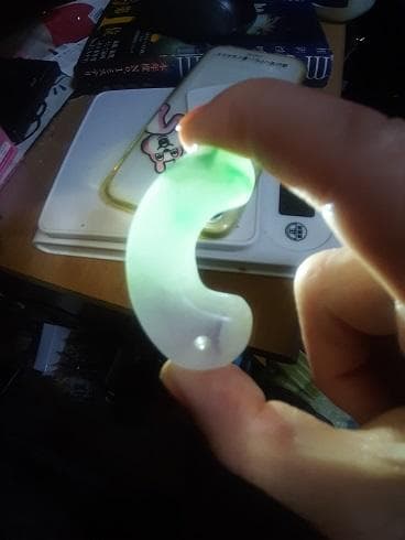 ももこ♡。古代出土糸魚川３色大翡翠勾玉