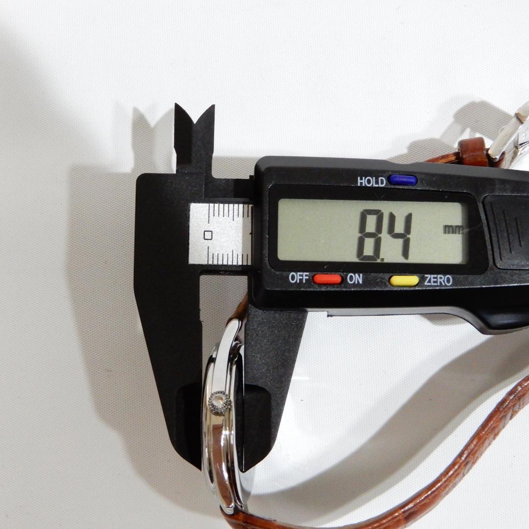 稼働良品　FENDI レディースウォッチ　レザー　210G　男女兼用　新品電池