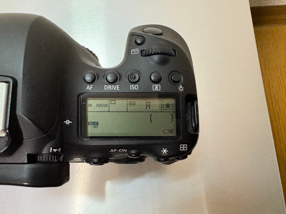 EOS 6D Mark II デジタル一眼レフ