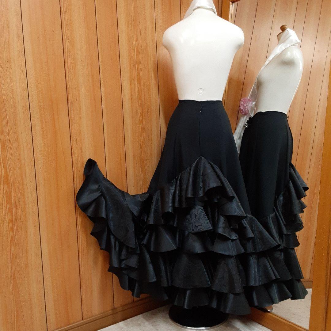 フラメンコ衣装　☆ファルダのみ　ブラックファルダ豪華フリル