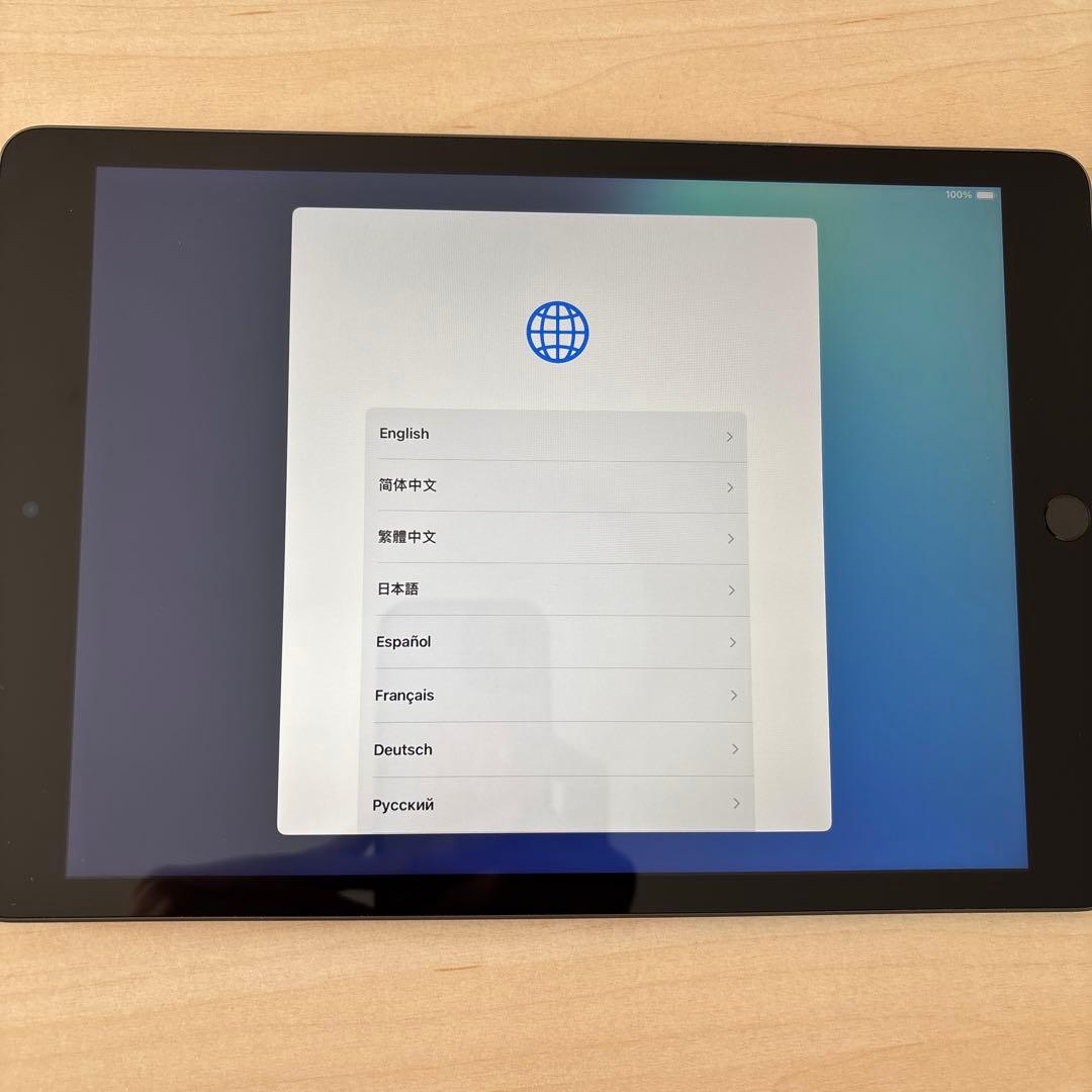 iPad (第9世代) スペースグレー 64GB 本体　WIFIモデル
