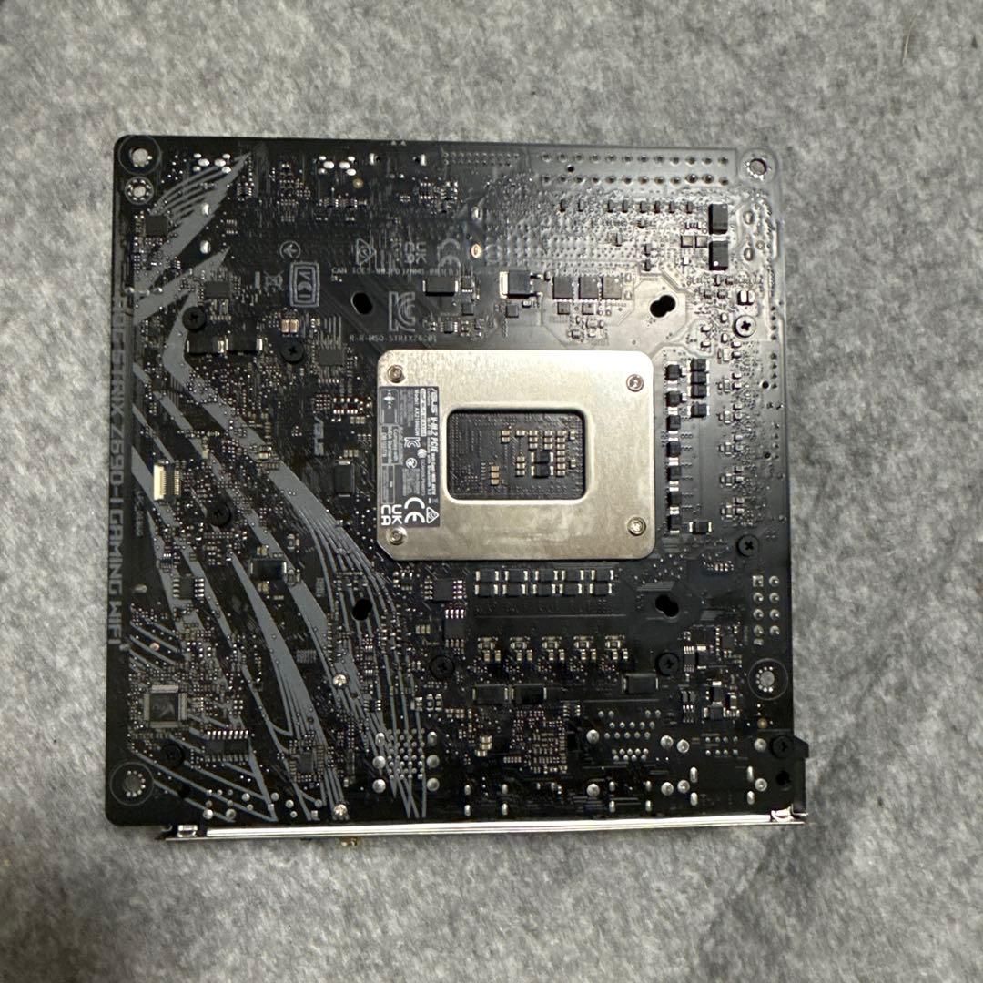 美品 rog strix z690-I gaming wifi