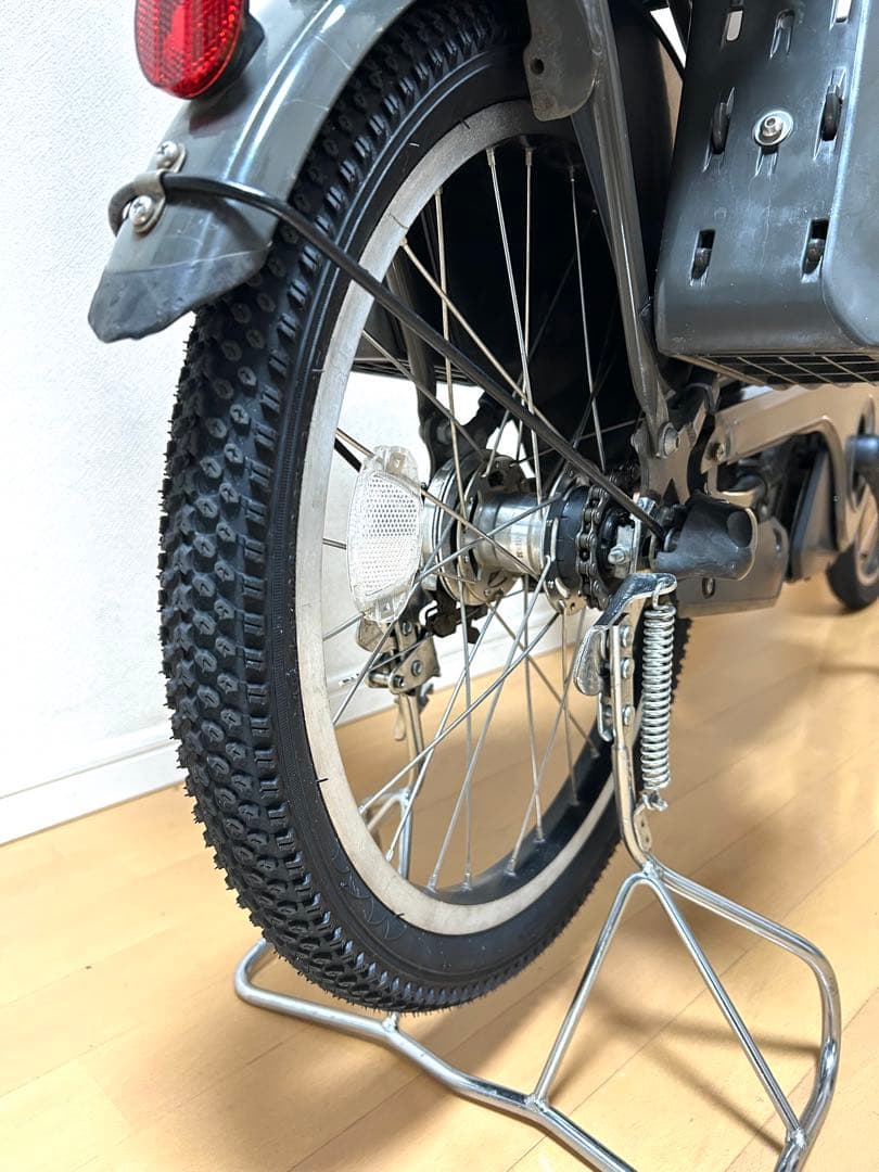 電動自転車　横浜　ブリヂストン　ビッケ　20インチ 前後タイヤ新品　子供乗せ