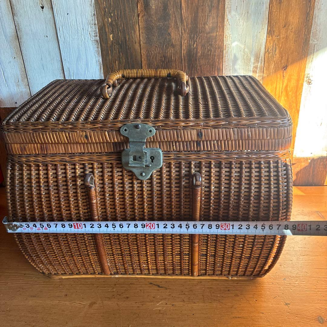 ラタン 蓋付きバスケット