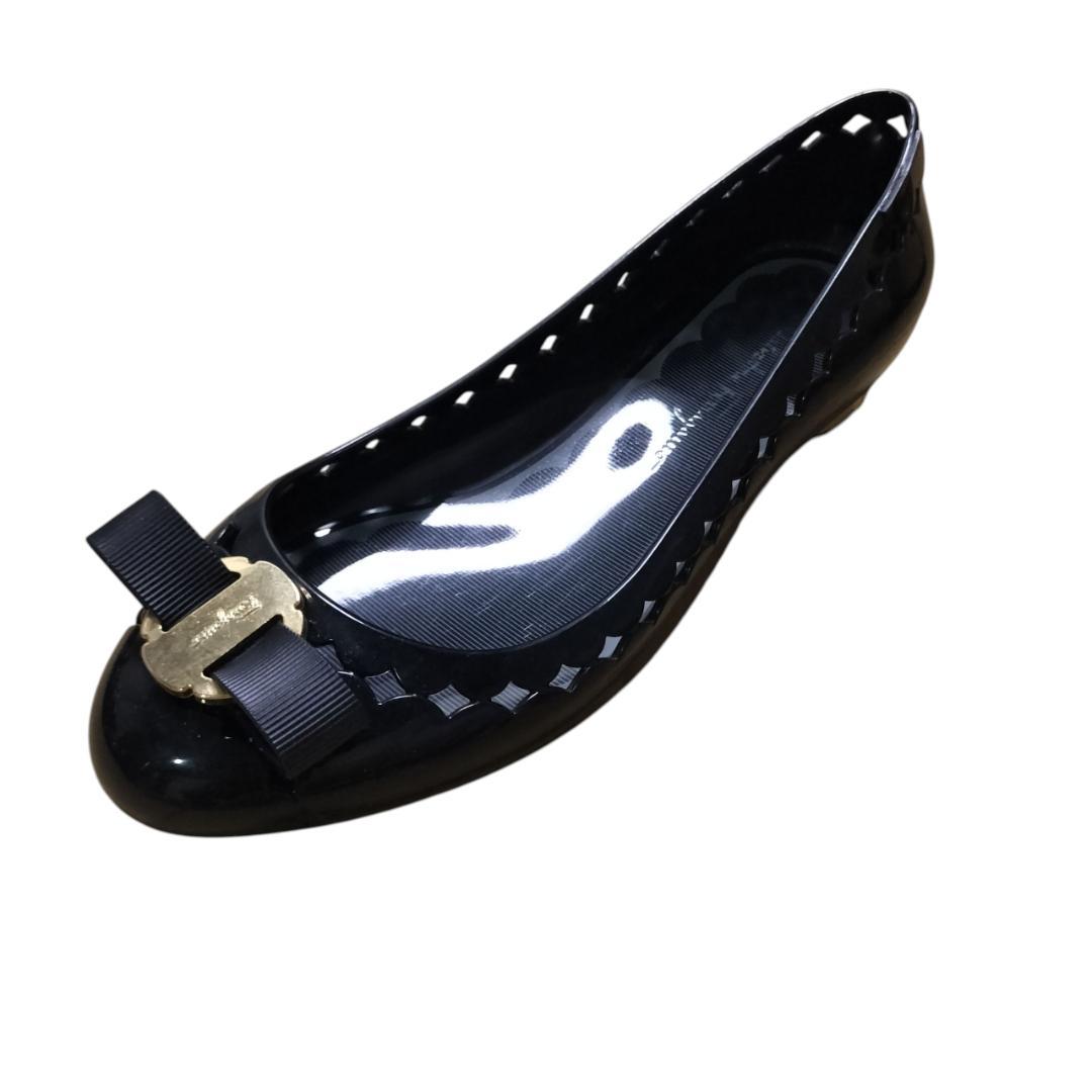 【美品】フェラガモ パンプス ラバー ヴァラ VARA JELLY ブラック