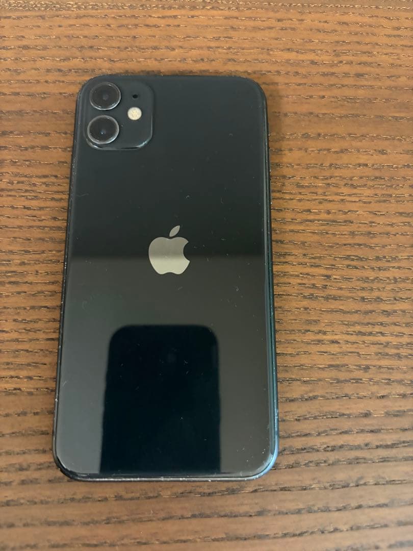 ジャンク品iPhone11 128GB 画面割れ