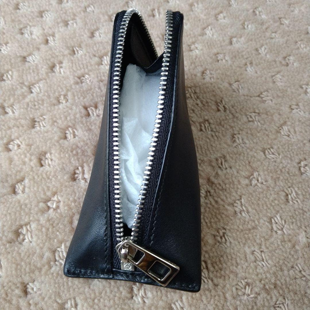 ロエベ　アナグラム　ケース