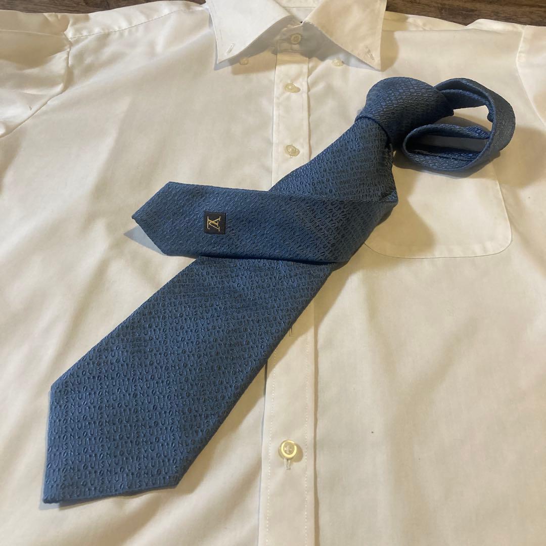 LOUIS VUITTON ネクタイ ★美品.ロゴ総柄.肉厚.イタリア製.シルク