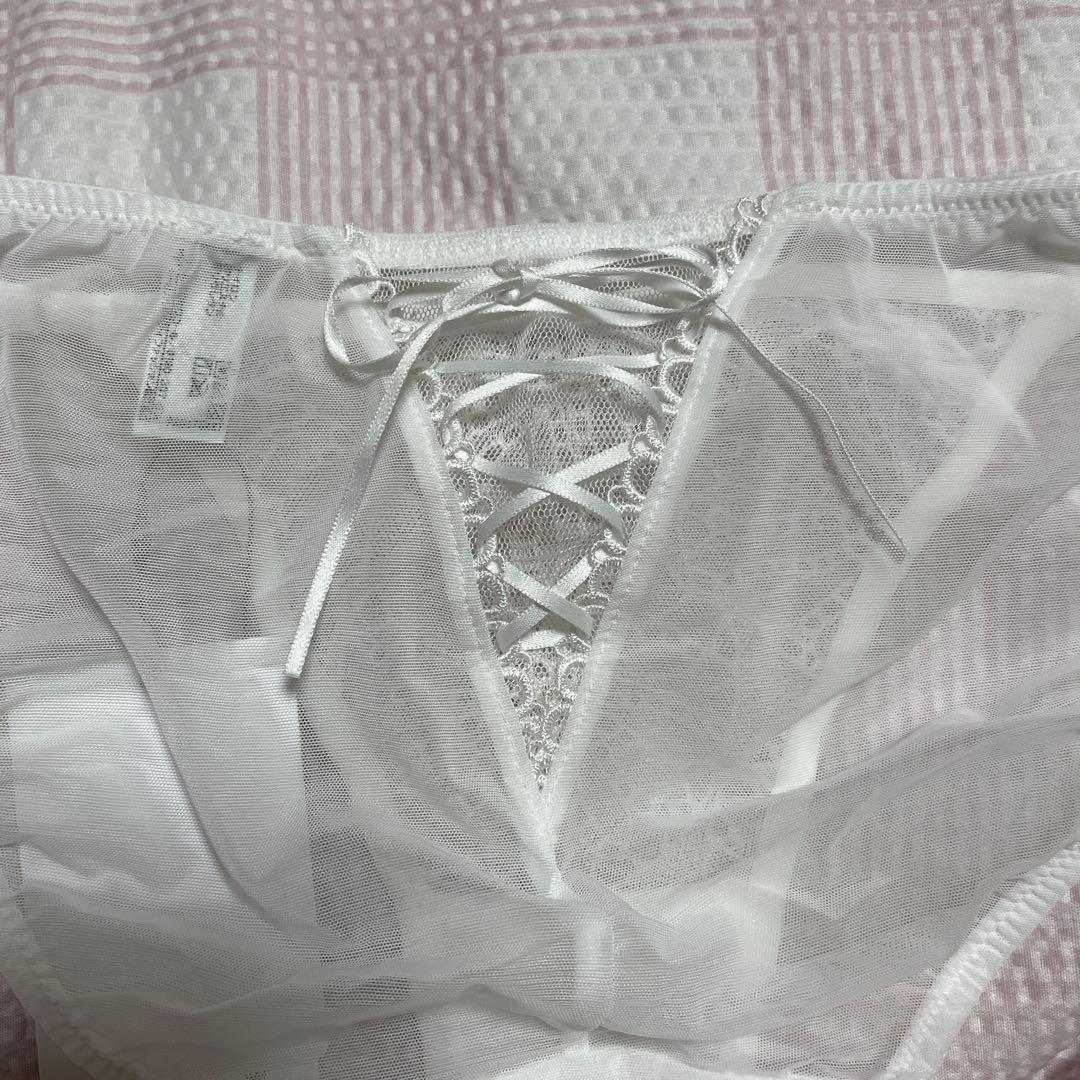 ワコール　Yue E70 純白のセット