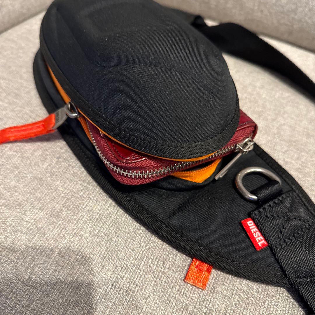 DIESEL ボディバッグ ほぼ未使用