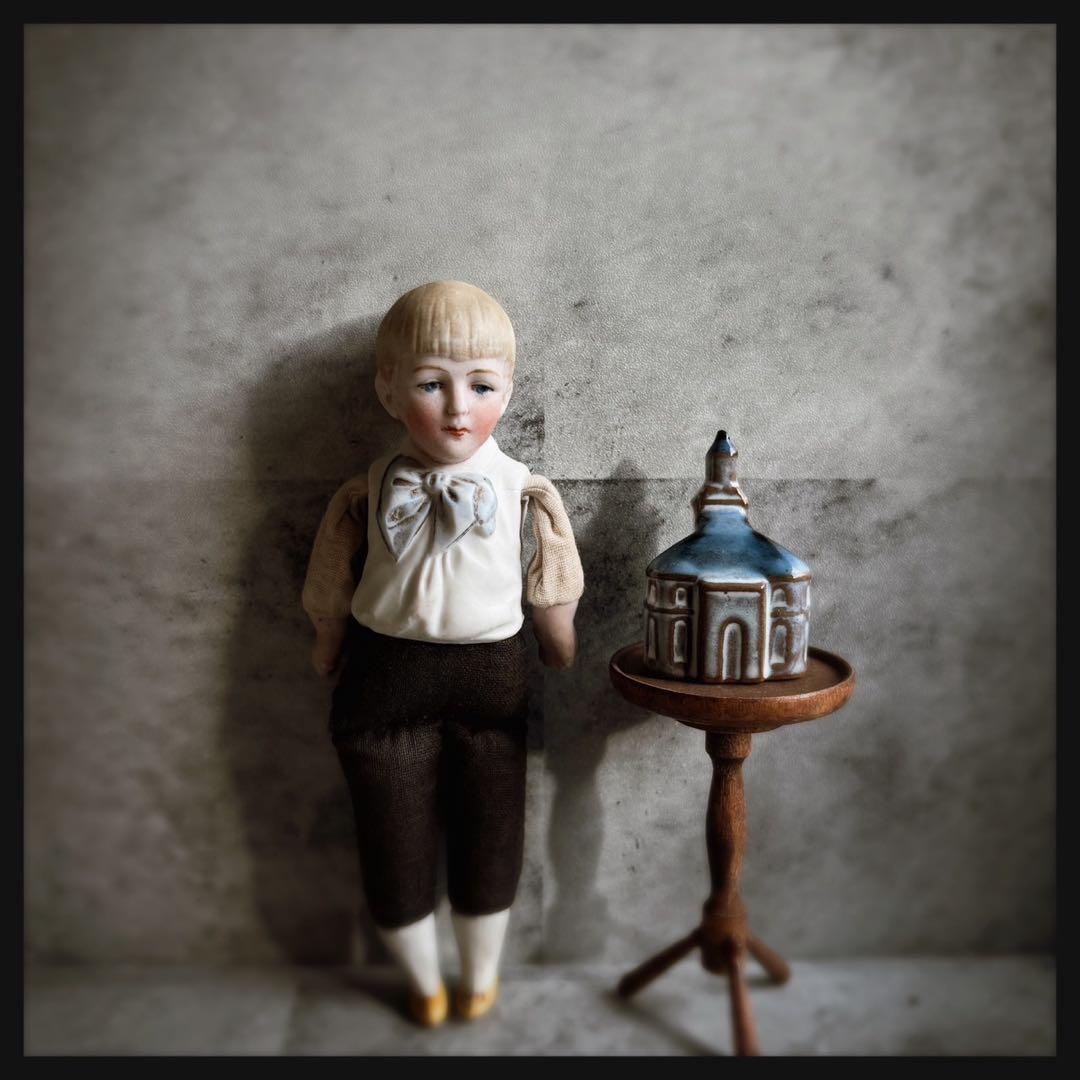 レアアンティーク　ビスクドール Hertwig 社 ブロンドの男の子