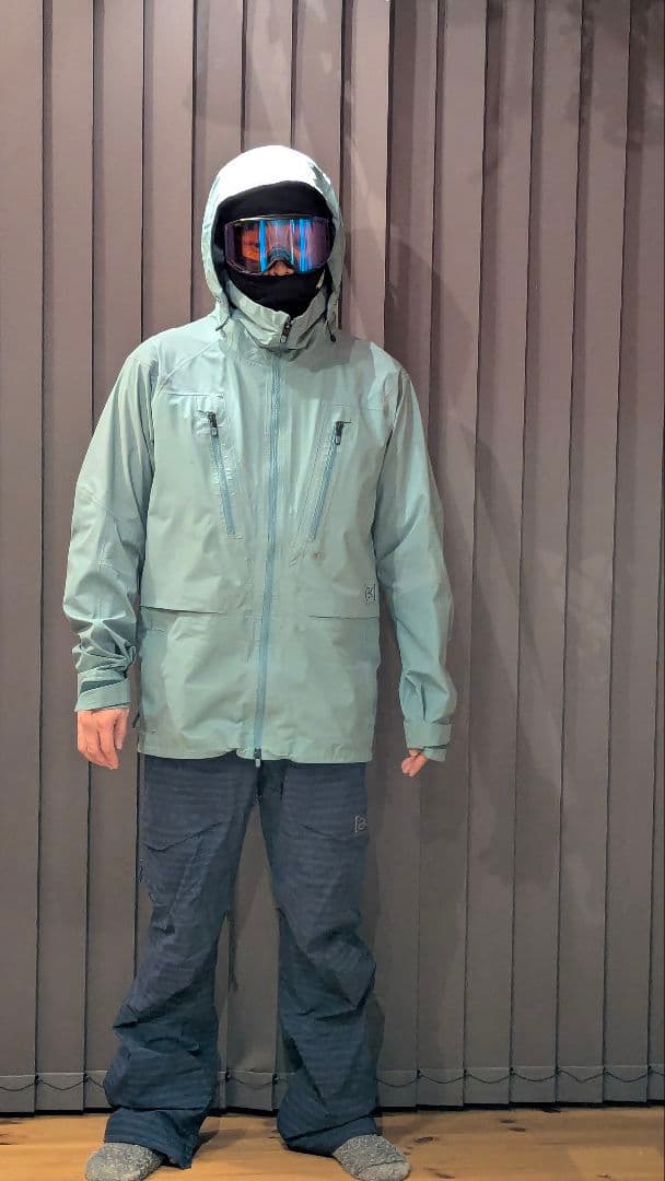 スノーボードウェア 上下セット　 BURTON ak ジャケットL パンツM