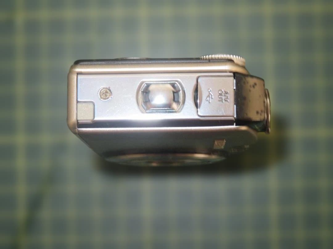 タイムセール価格【（通電確認）ジャンク品】FinePix F50fd