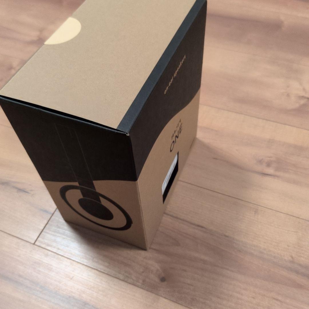 新品未使用品　nwm ONE ワイヤレスヘッドホン MBH001