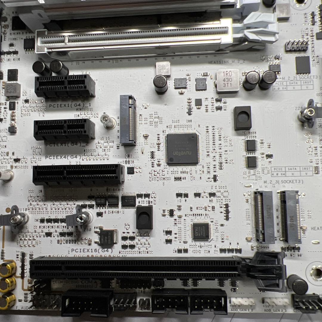 ASUS TUF Gaming Z890-PRO WIFI マザーボード