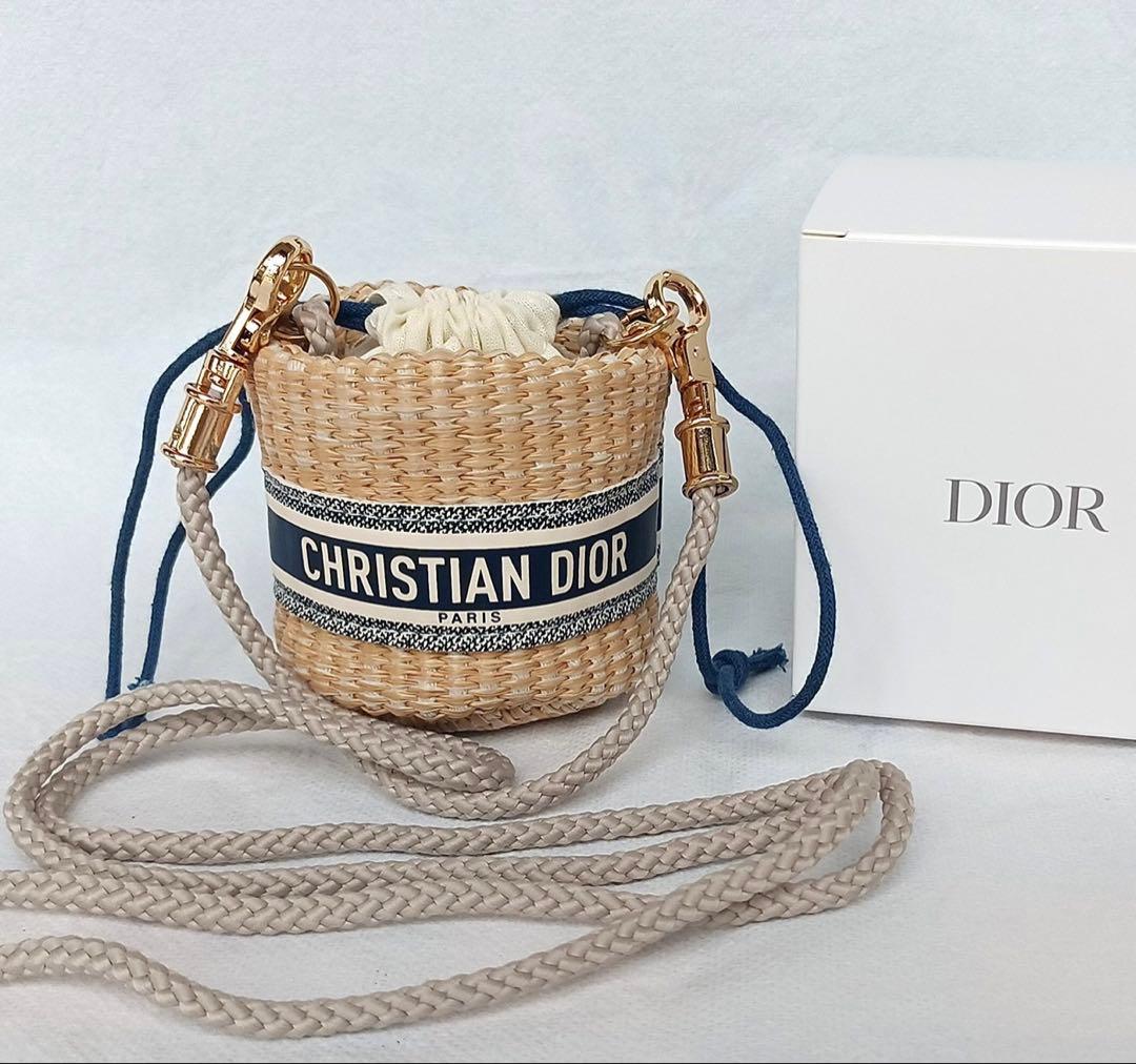 新品未使用箱付き　ディオール　ノベルティ　ストローポーチ ミニショルダーバッグ