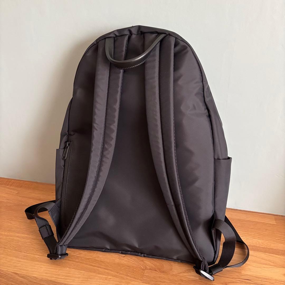 北欧、暮らしの道具店「品よく、すっきり」大人のためのリュックサック