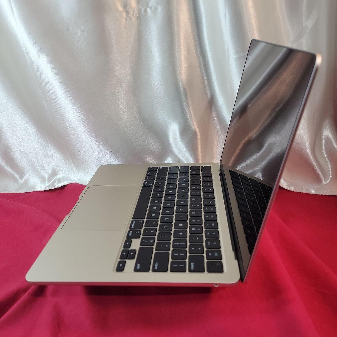 MacBook Air M2 256GB 未使用品に近い