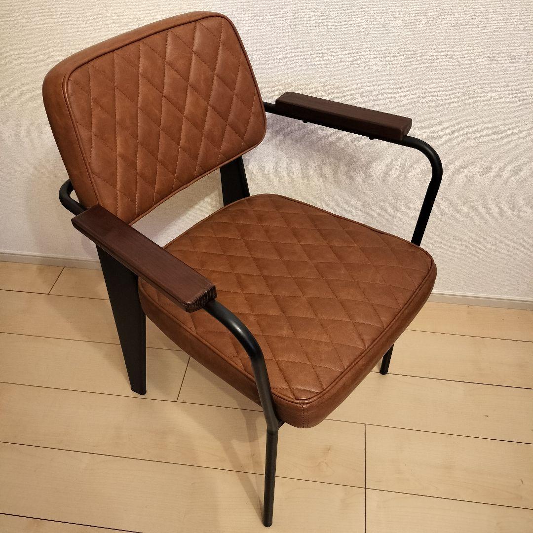 NOCE ノーチェ 肘掛け付きチェア