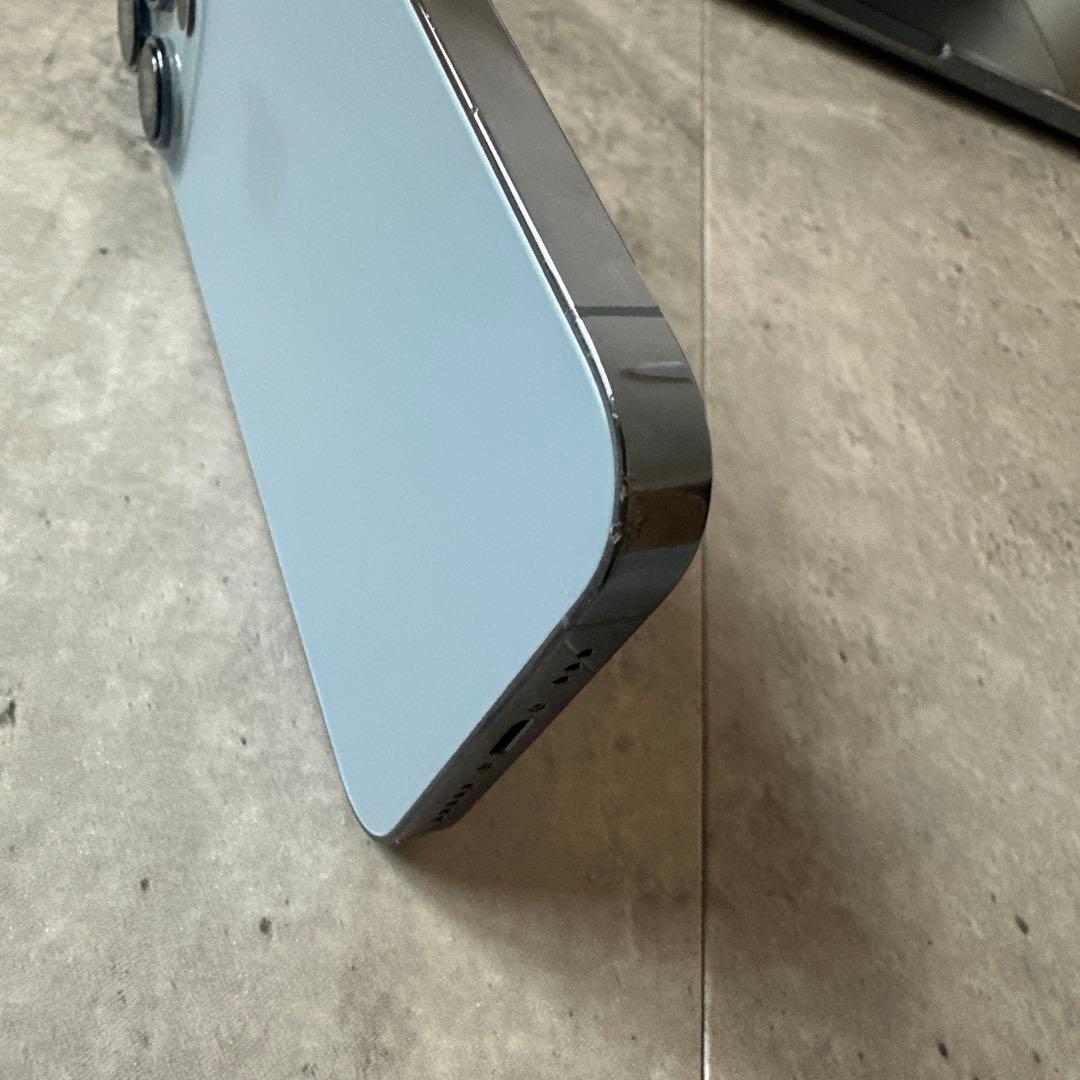 Apple iPhone 13 本体 ブルー 充電ケーブル付き 82％