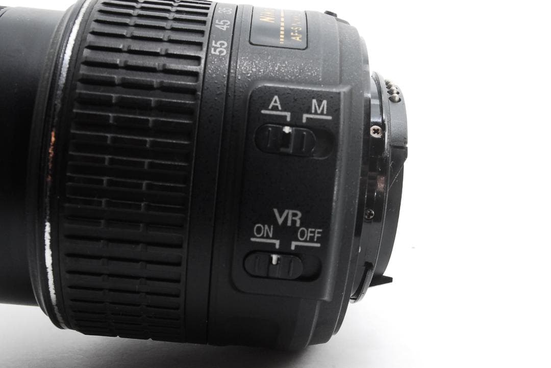 Nikon D5500 ダブルズーム Wi-Fi内蔵 手振れ補正【初心者人気】