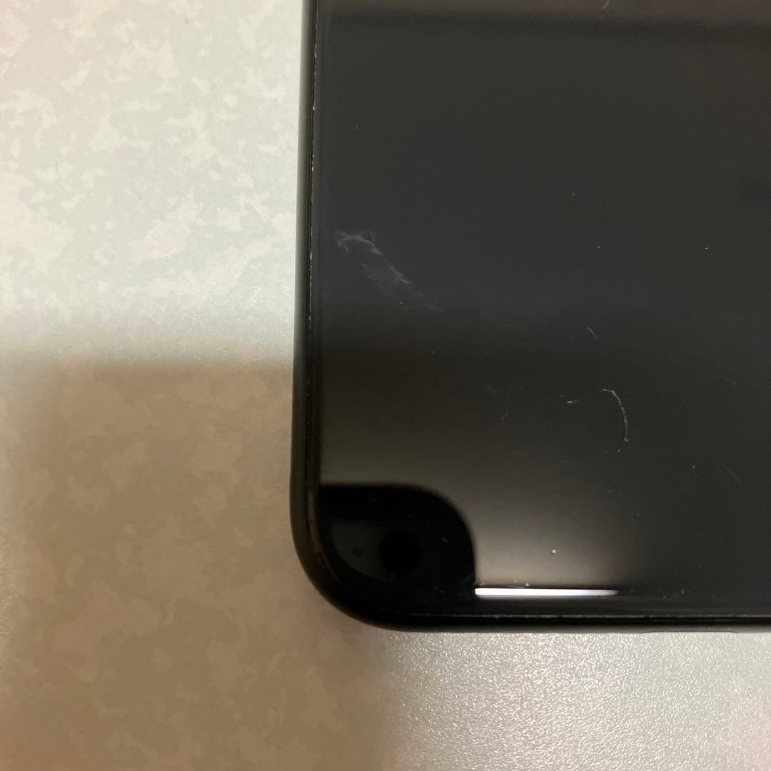 iPhone se 第二世代　64ＧＢブラック 画面ひびあり
