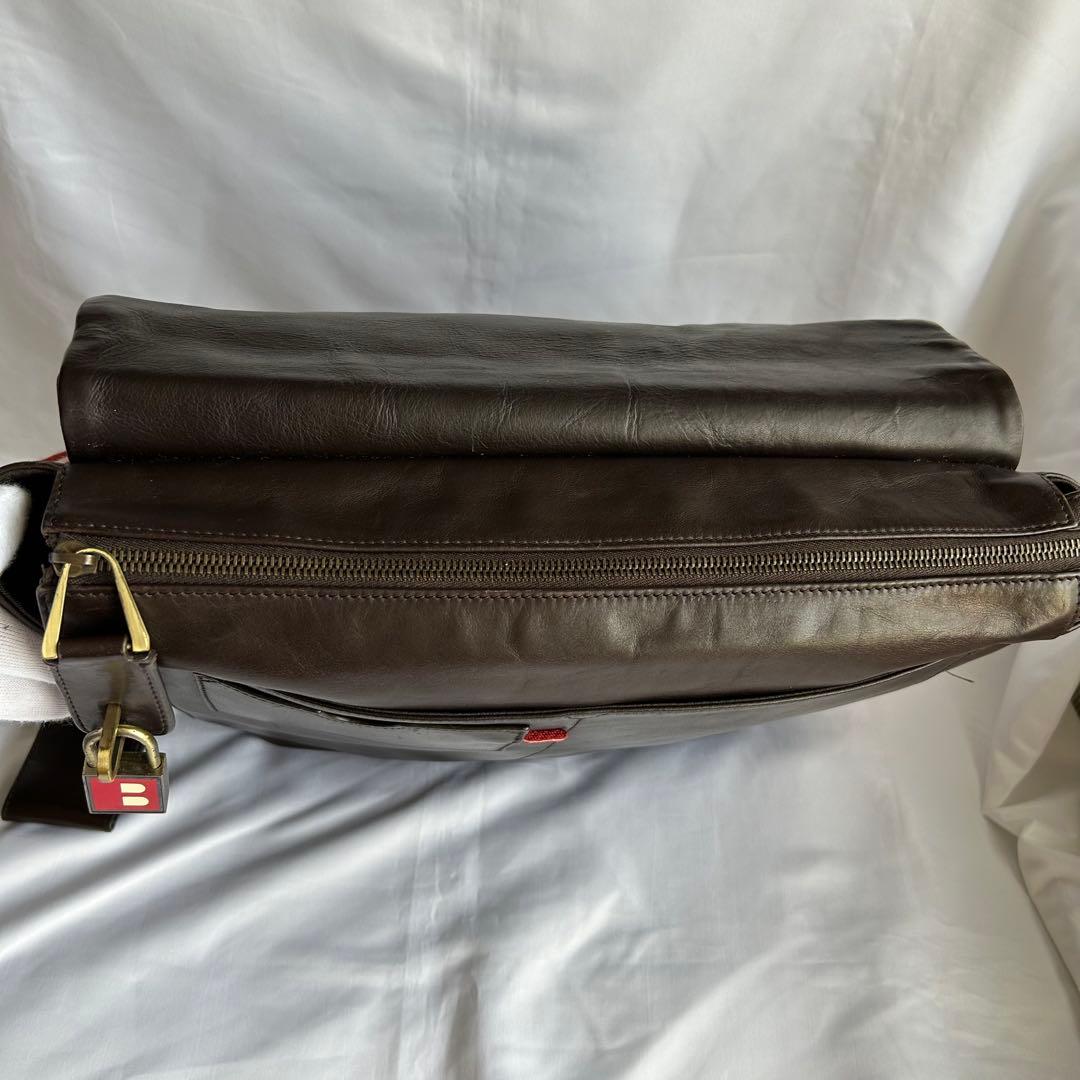 【美品】BALLY バリー ショルダーバッグ メッセンジャーバッグ ブラウン