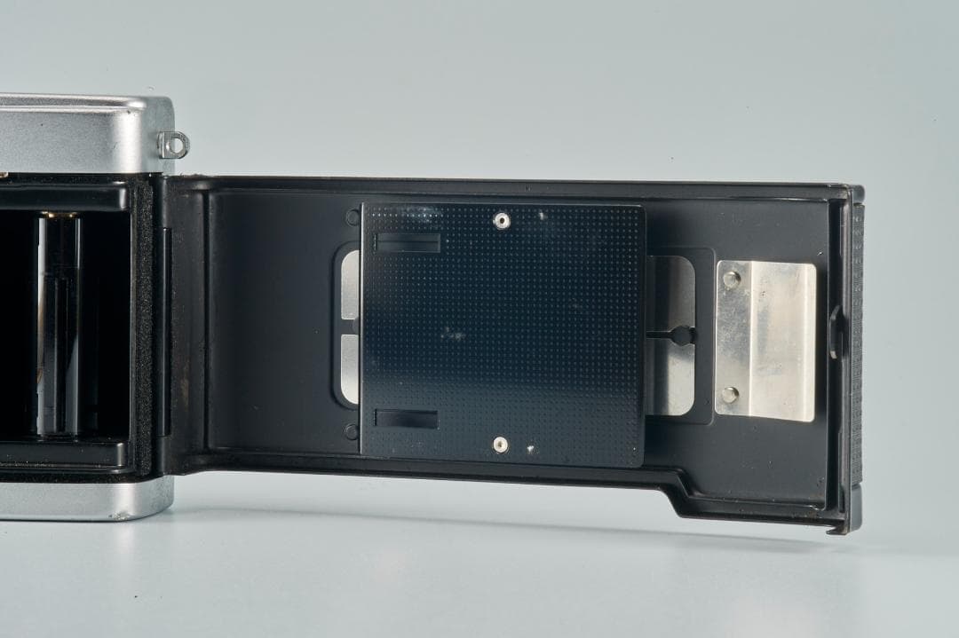 OLYMPUS TRIP 35 35mmコンパクトフィルムカメラ #93