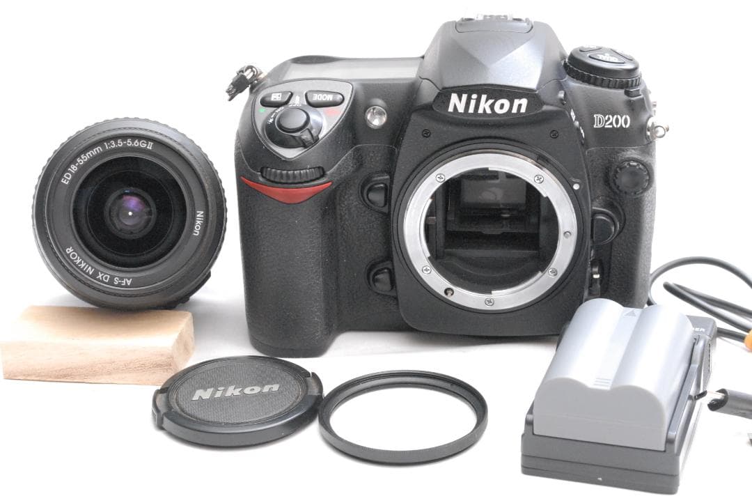 Nikon D200/Nikon DX 18-55mm ED (良品）