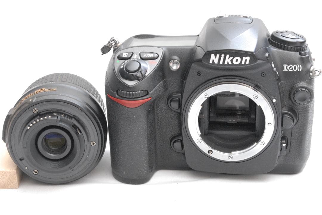 Nikon D200/Nikon DX 18-55mm ED (良品）