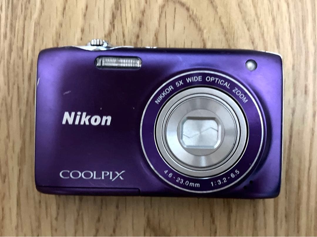 Nikon　COOLPIX S3100　デジタルカメラ