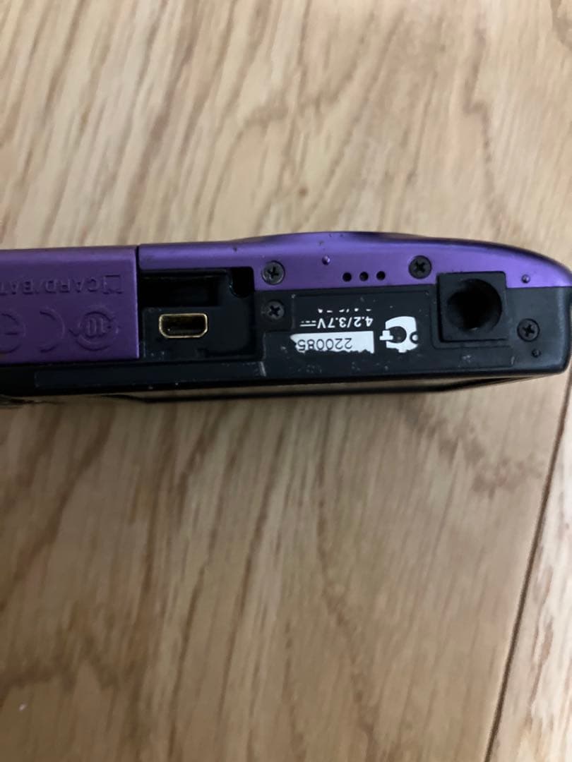 Nikon　COOLPIX S3100　デジタルカメラ