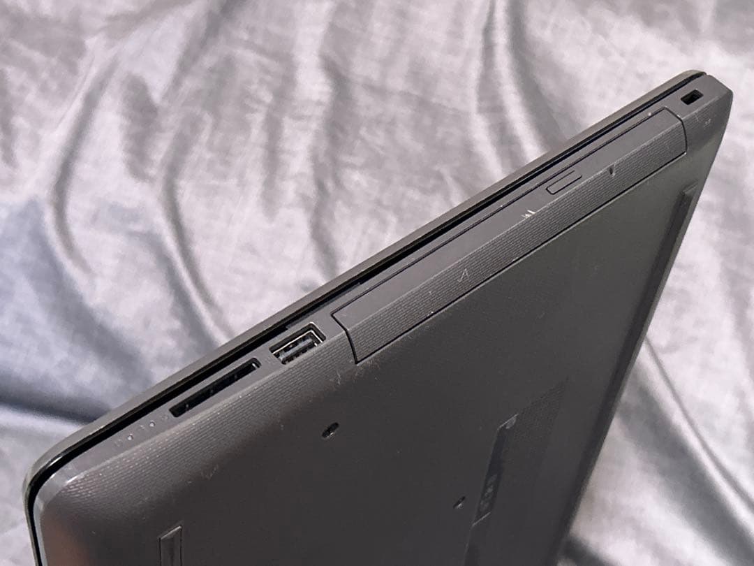 HP 250G7 i3 7020U　SSD120GB Windows11