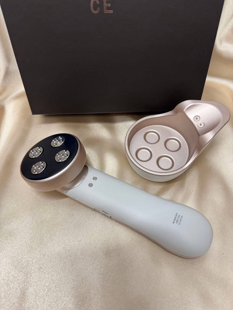 イングレイス　フロースペクト　INGRACE　flowspect　磁気美容器