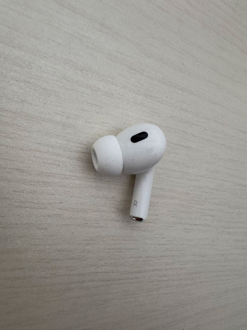 【さっぽろぽてこ‼️】AirPods Pro 右耳用 ホワイト
