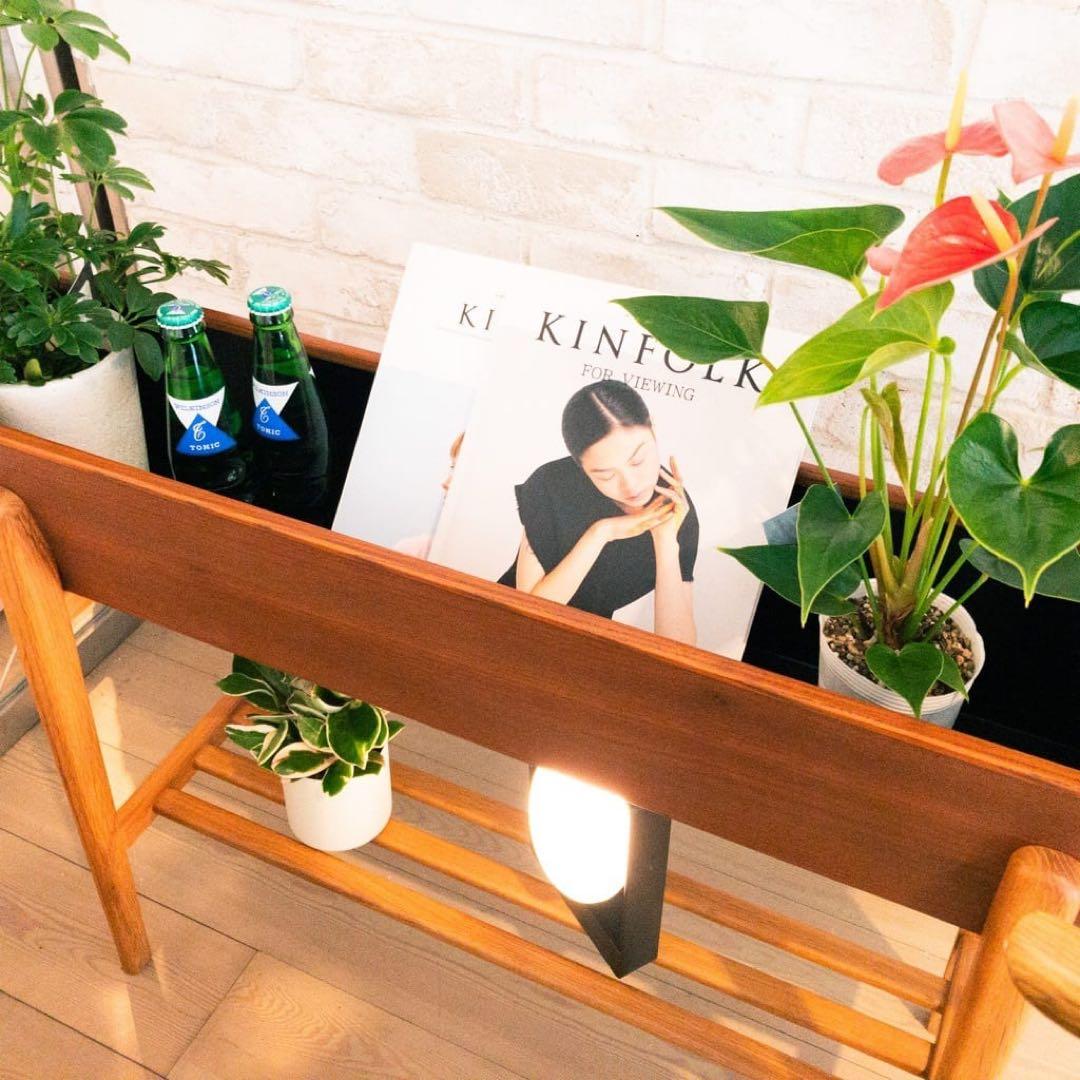 H.W.F PLANTER STAND”HIGH“