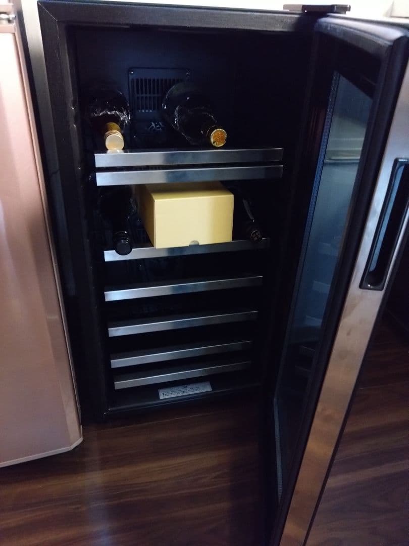 デバイススタイル　CDW-33GS　ワインセラー　 最大33本　美品。