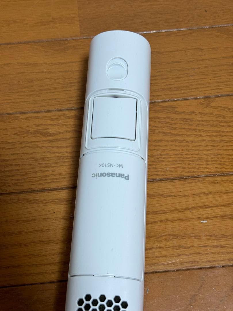Panasonic コードレス 掃除機 MC-NS10K 22年製 動作保証