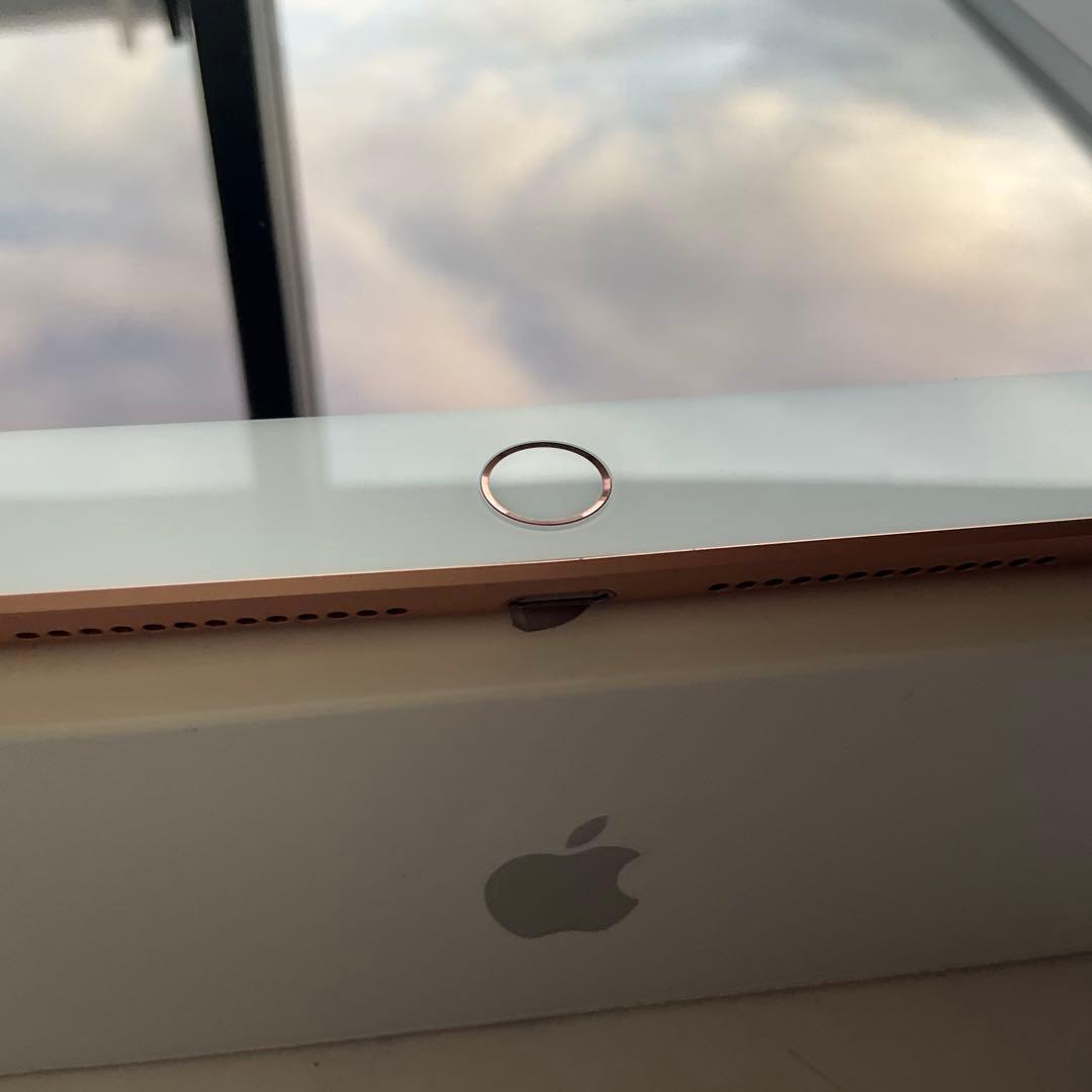 【極美品】Apple iPad 第7世代 Wi-Fi 32GB