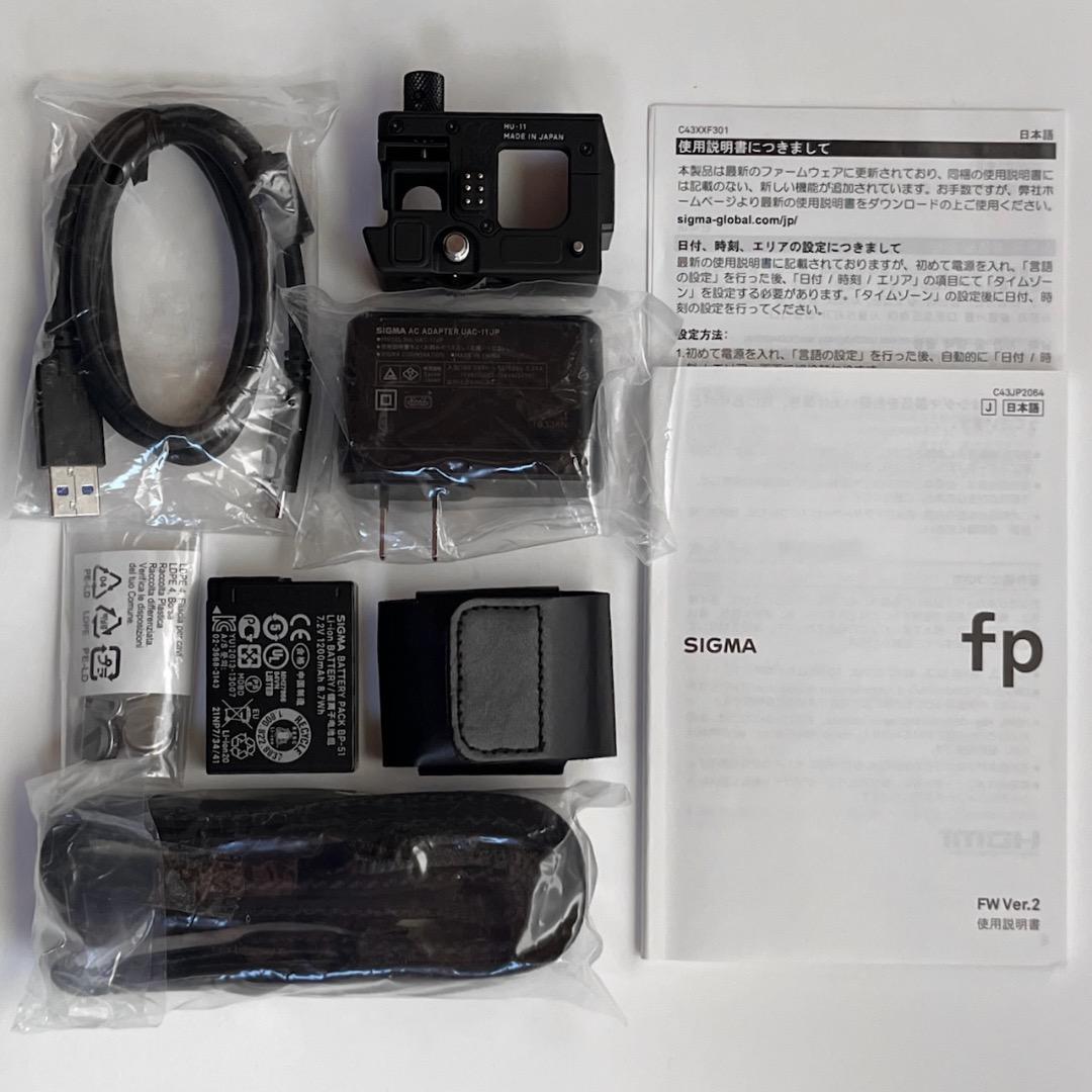 【美品・付属品完備】SIGMA fp ボディ＋アクセサリー付き