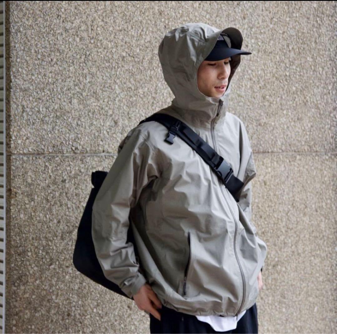 ザノースフェイス サターンメッセンジャー バッグ