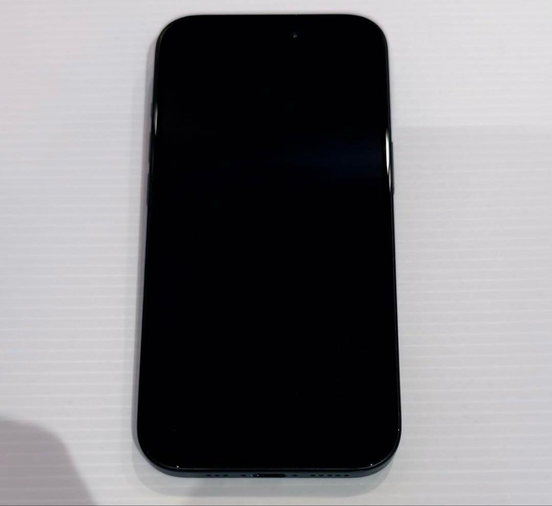 iPhone15本体　黒中古