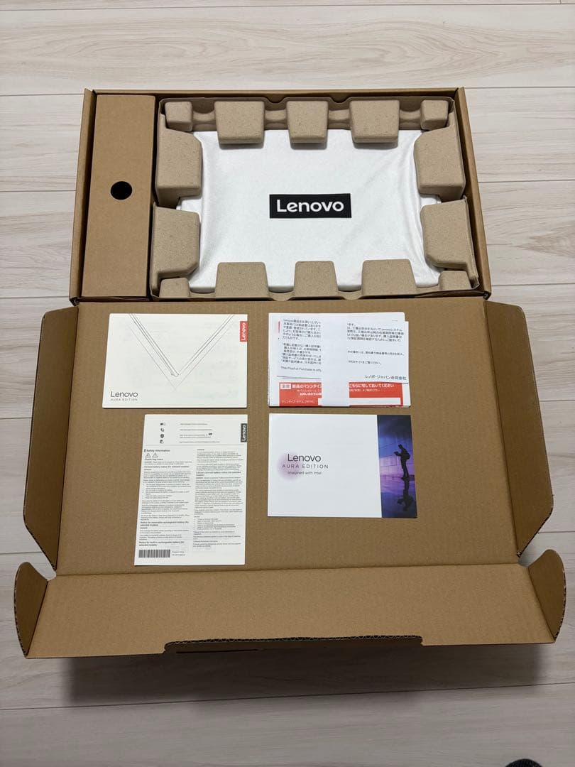 Lenovo ノートPC yoga slim7 aura