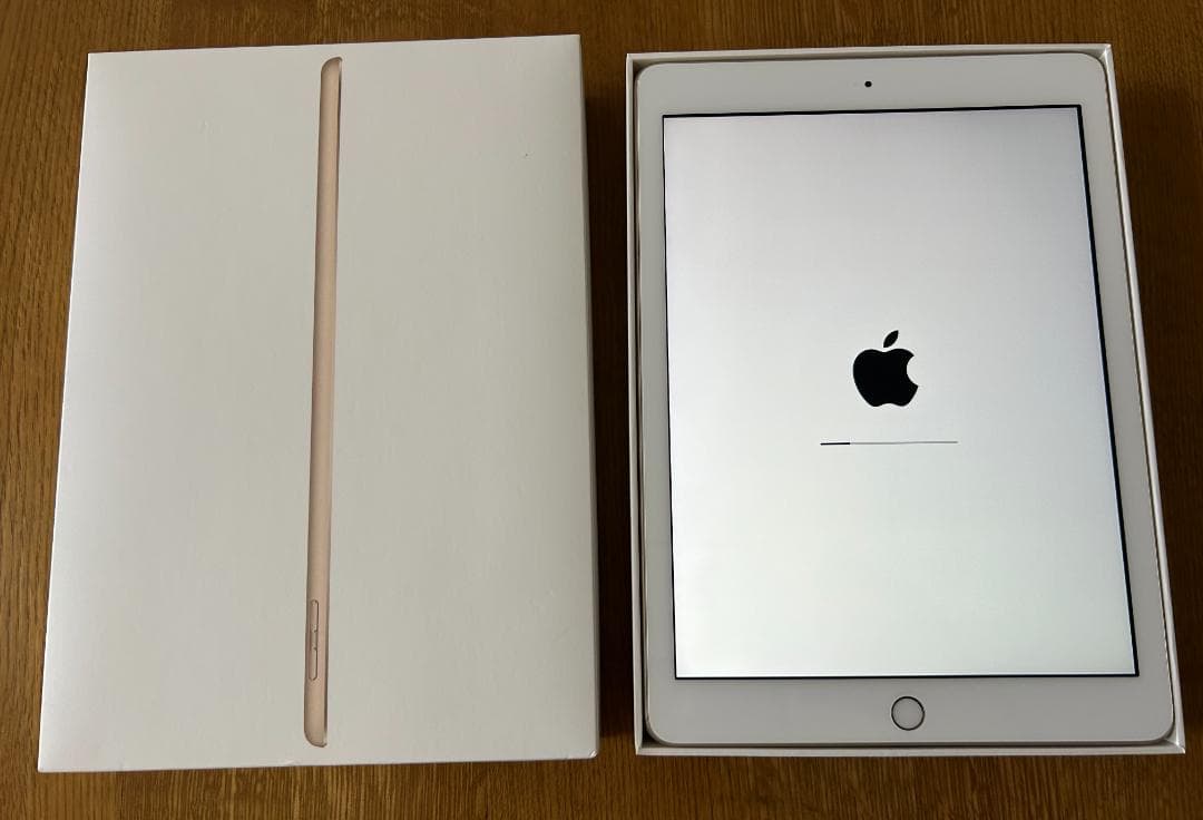 ★　Apple iPad 　第5世代 Wi-Fiモデル　32GB　Gold