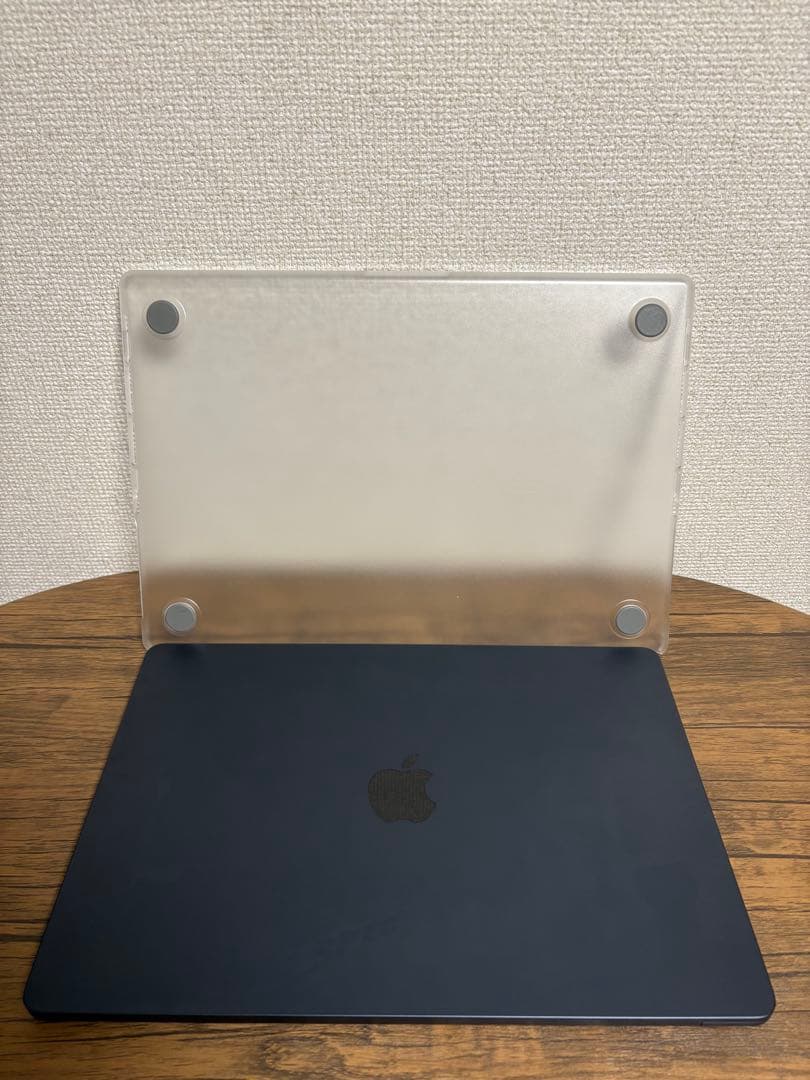 MacBook Air M3 メモリ16GB/SSD256GB 15インチ