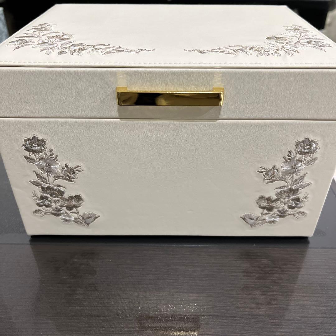 週末限定値下げ中　新品未使用　完売　フランフラン　ジュエリーボックス